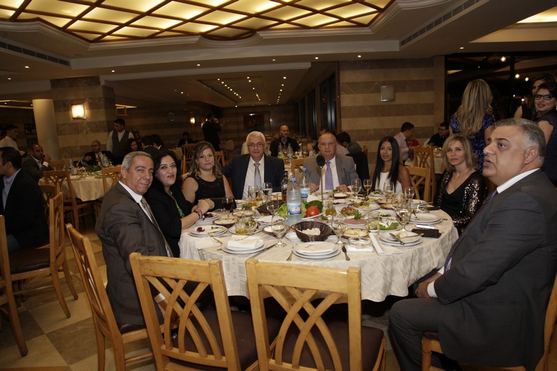 Diner de Retrouvailles Nostalgiques 